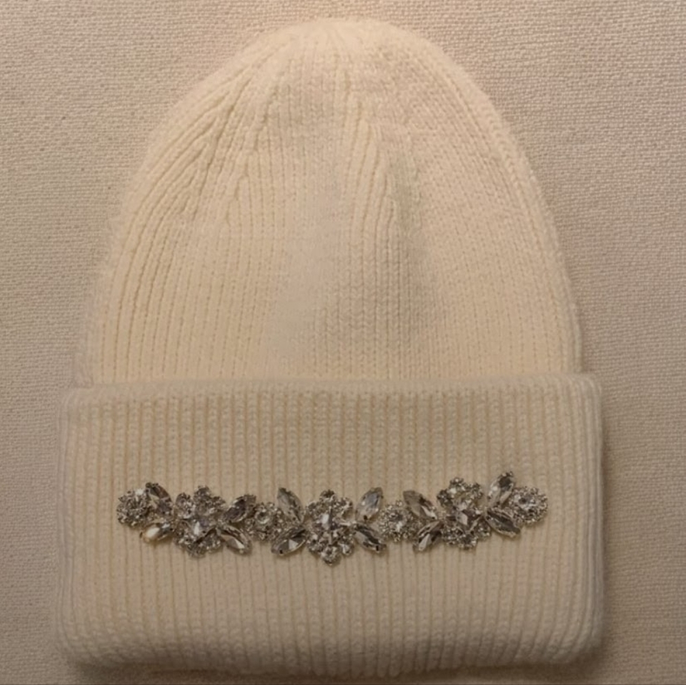 Beanie with rhinestones